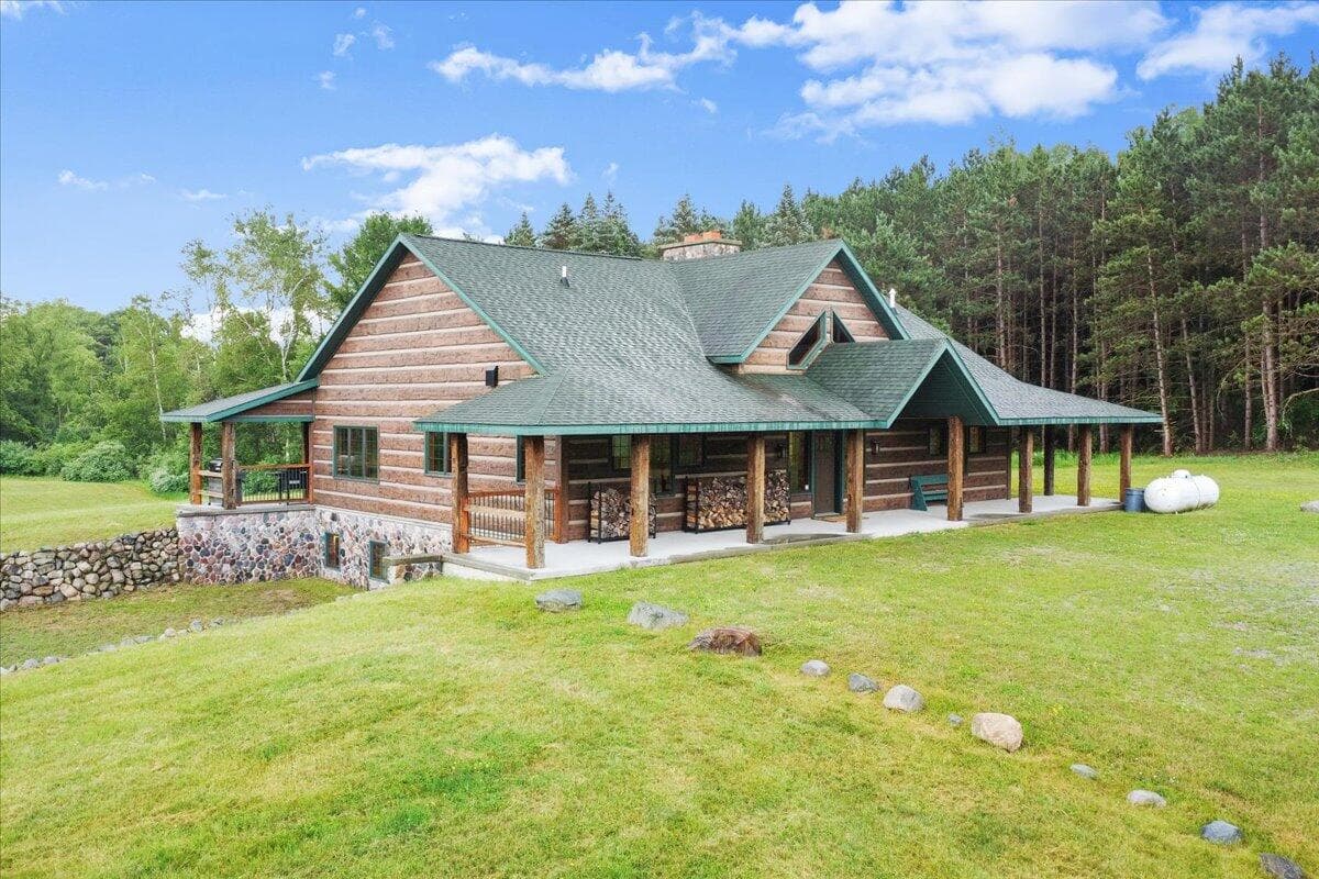 101 N Wyman Road, Remus, MI 49340