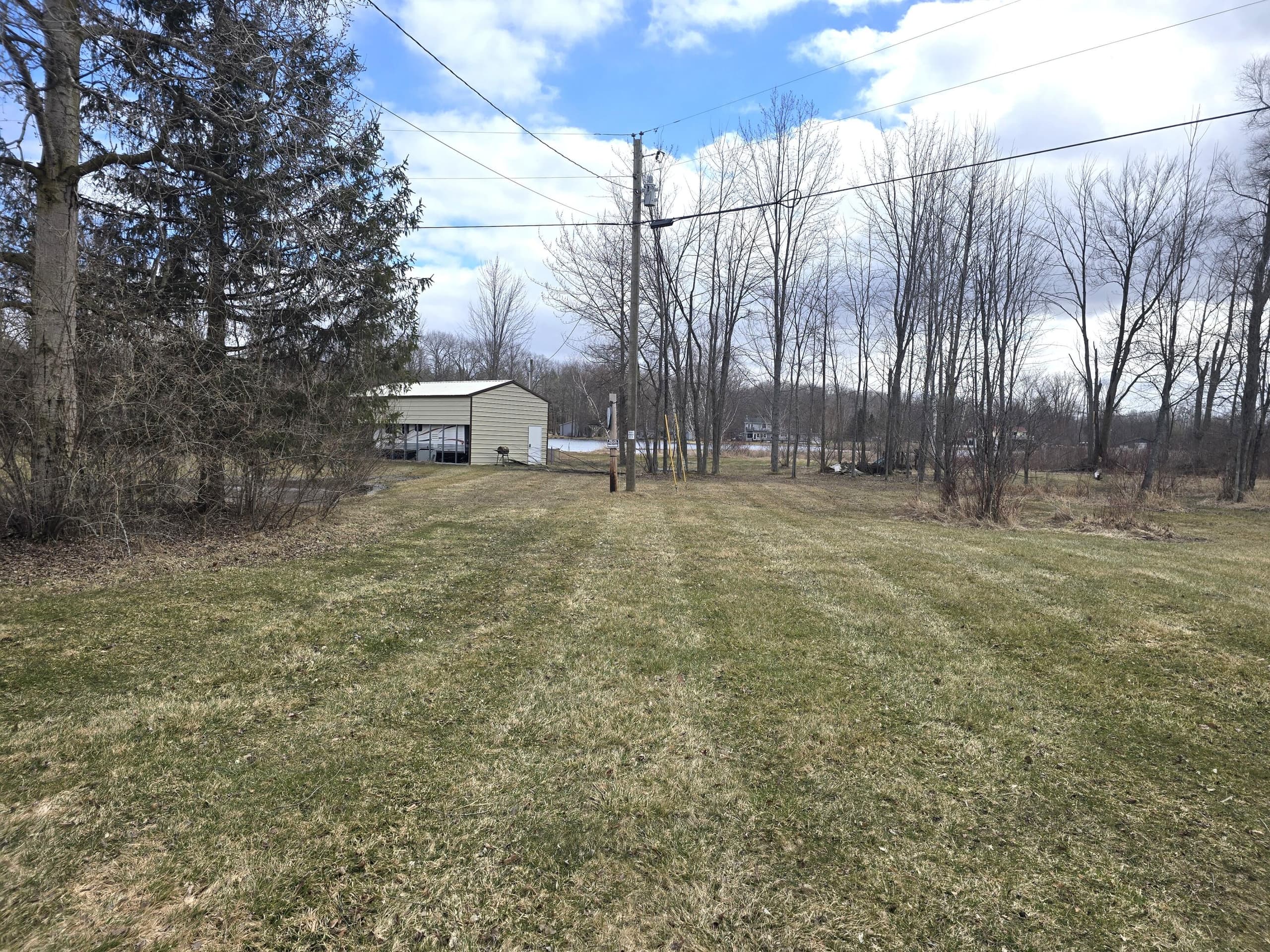 10631 Maple Drive, Riverdale, MI 48877