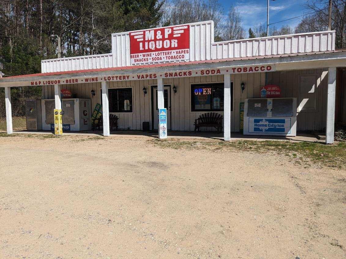 1750 N Littlefield Road, Weidman, MI 48893
