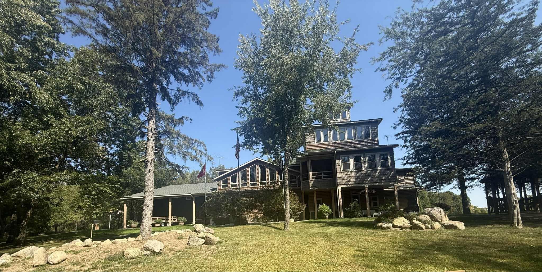 781 Hopkins Road, Lyons, MI 48851