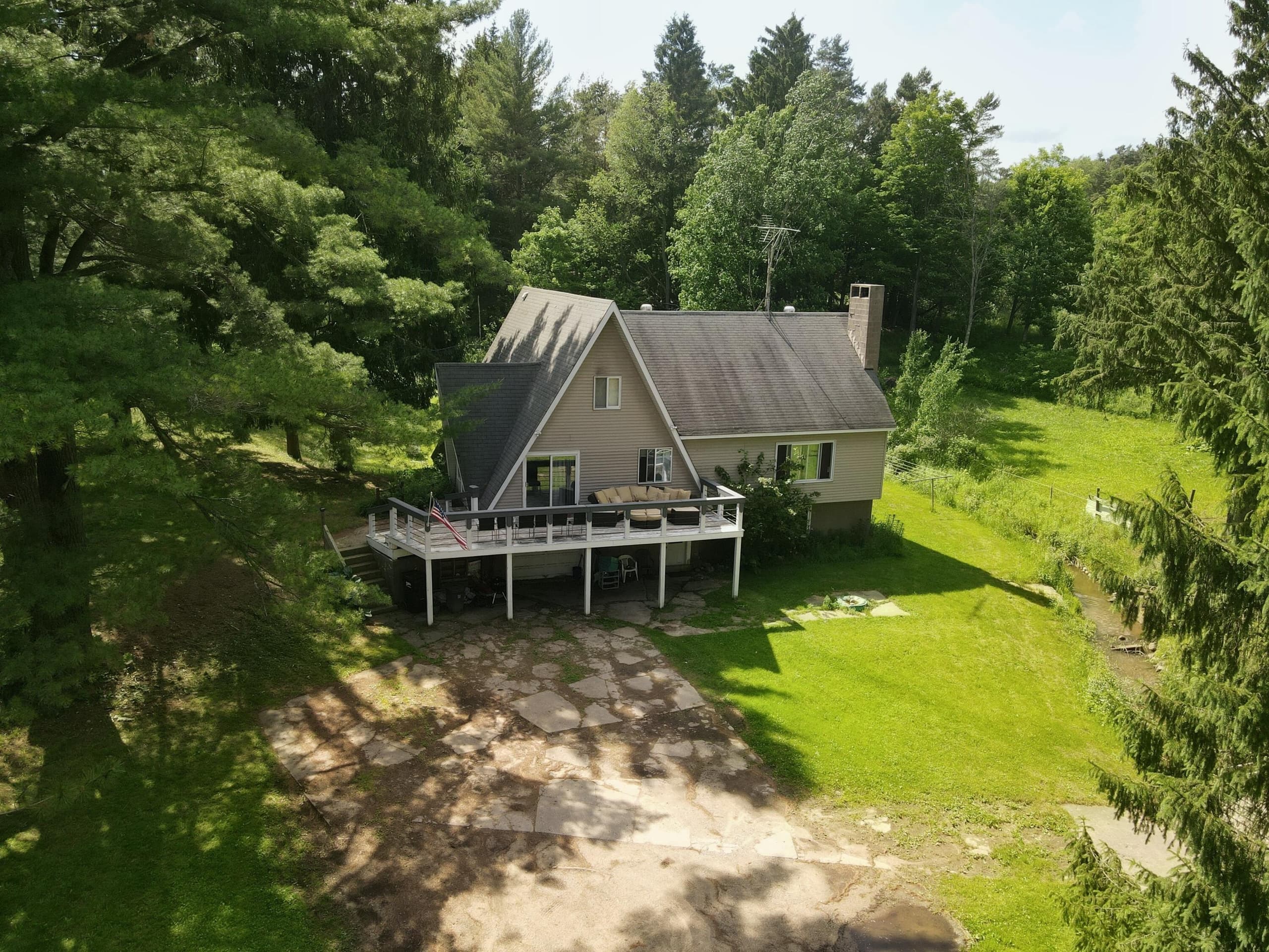 23580 22 Mile Road, Paris, MI 49338