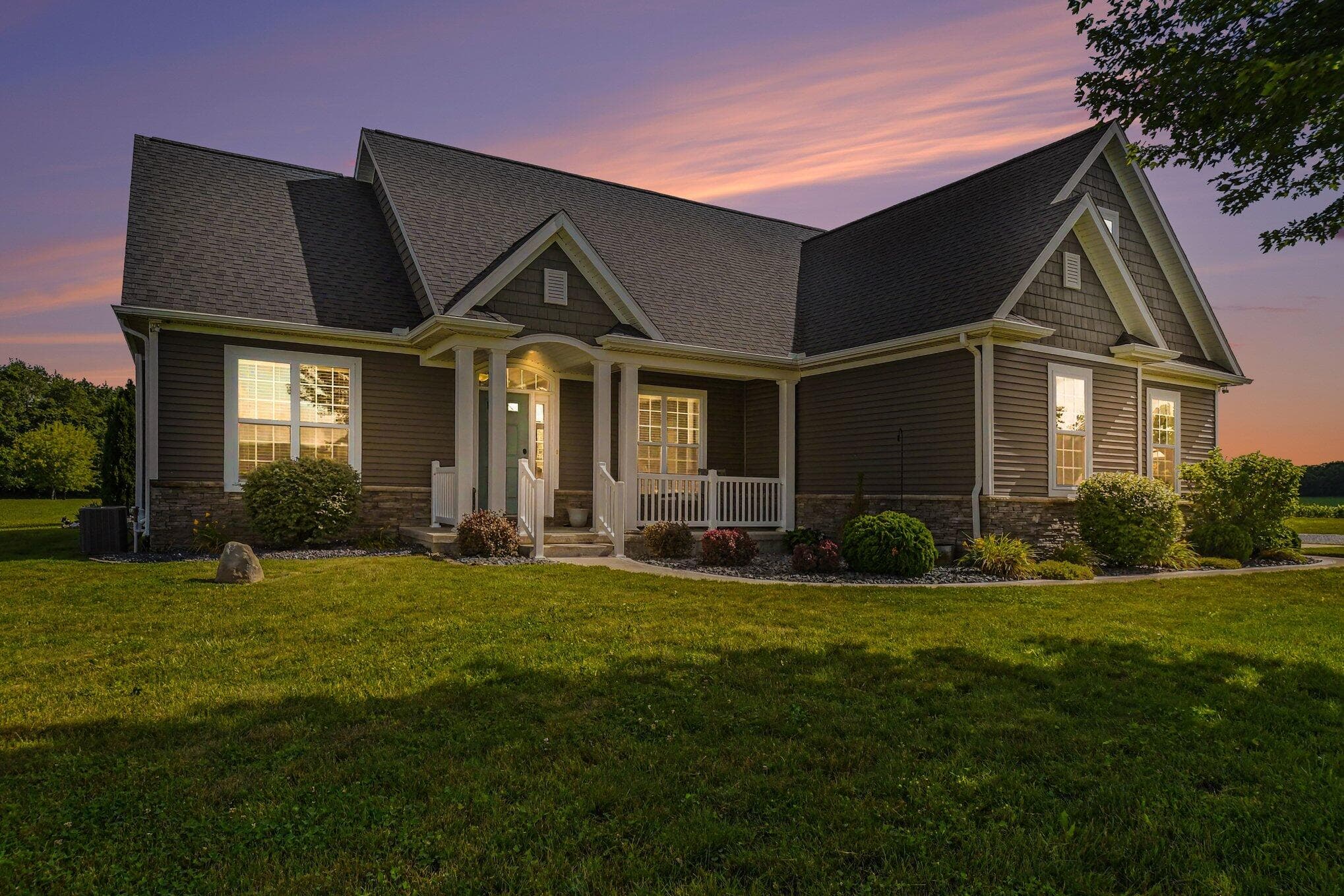 3181 Chamberlain Road, Buchanan, MI 49107