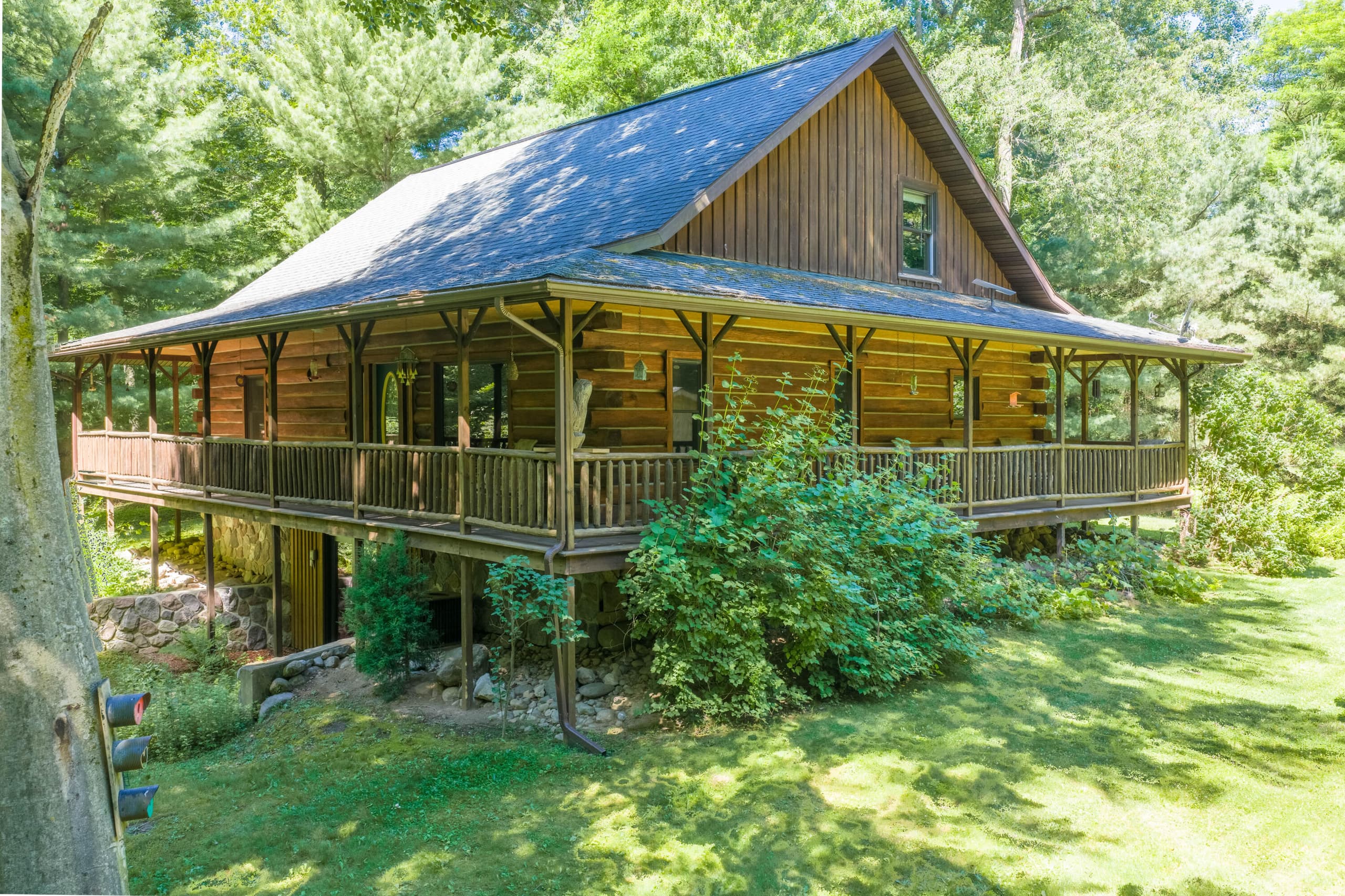 1254 Burbank Road, Quincy, MI 49082