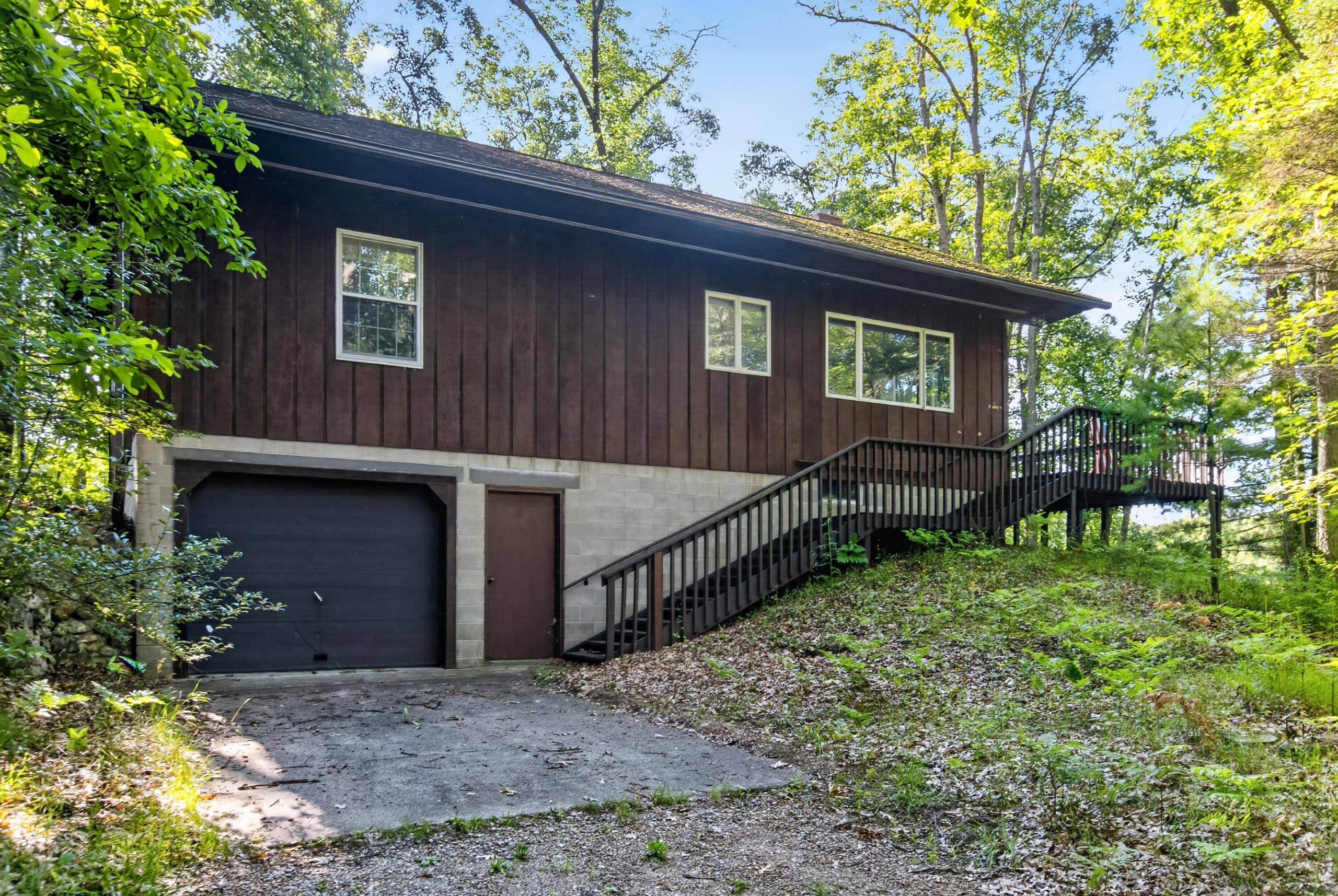 5821 S Queens Highway, Chase, MI 49623