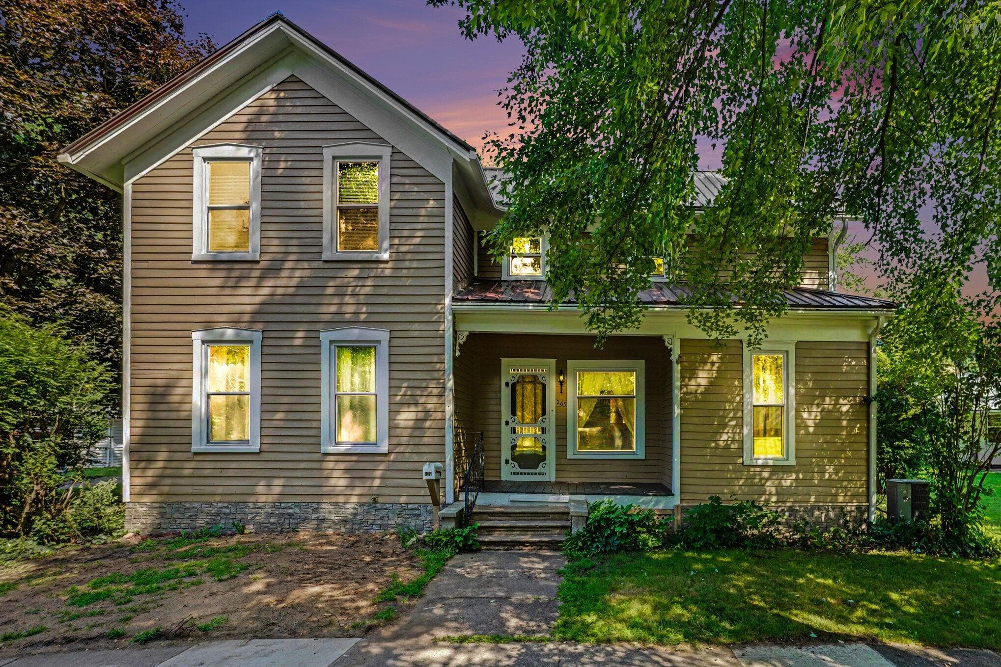 265 E 4th Street, Constantine, MI 49042