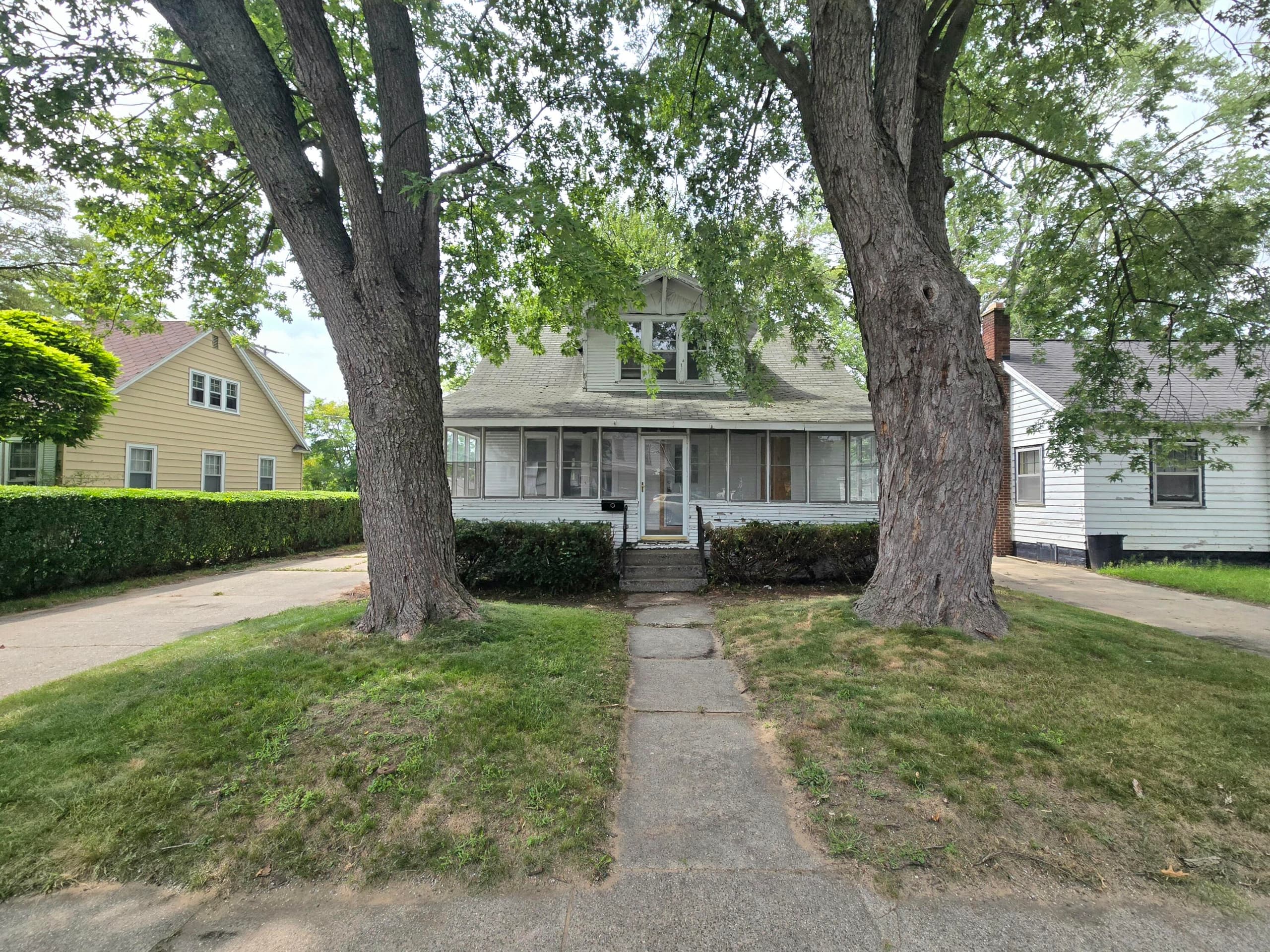 2209 Hoyt Street, Muskegon Heights, MI 49444