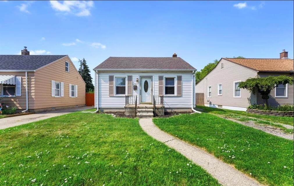 14986 University Street, Allen Park, MI 48101