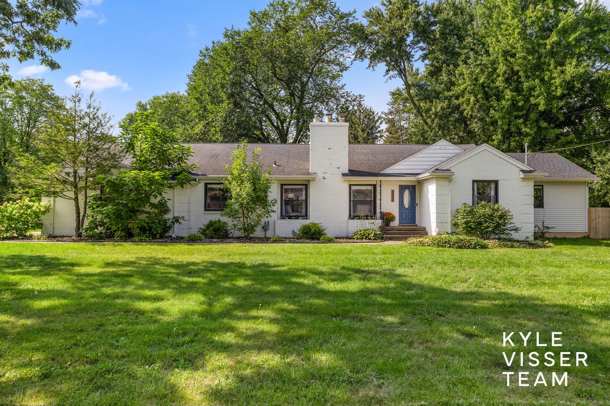 3030 Cascade Road SE, East Grand Rapids, MI 49506