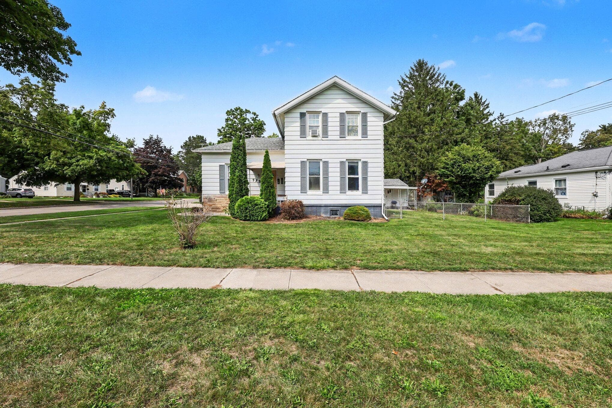 972 Michigan Avenue, Adrian, MI 49221