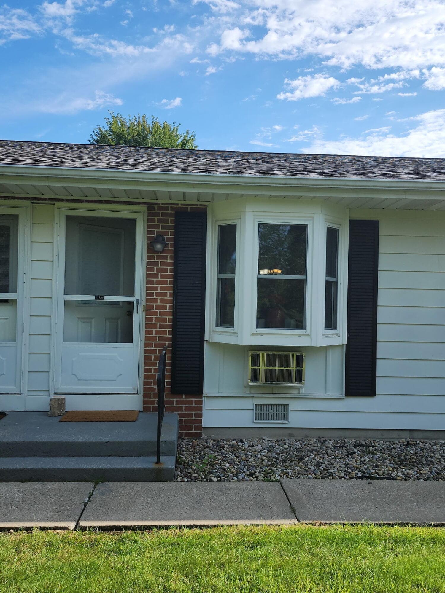 484 Leisure Acres Street, Sparta, MI 49345