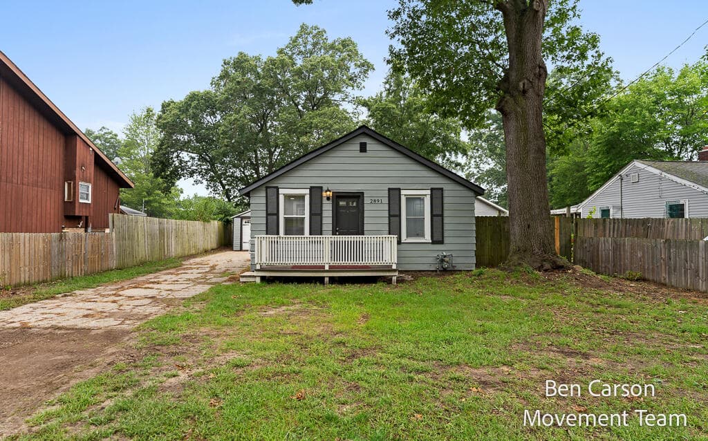 2891 Bailey Street, Norton Shores, MI 49444