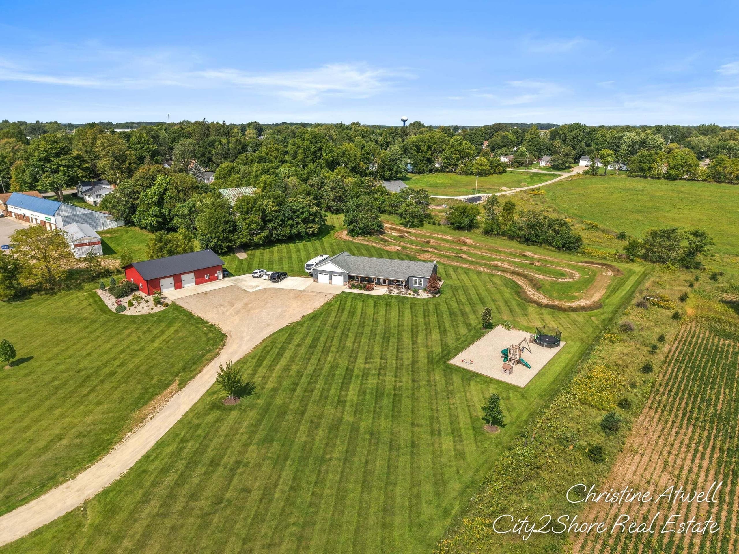 2908 Huddle Road, Lake Odessa, MI 48849