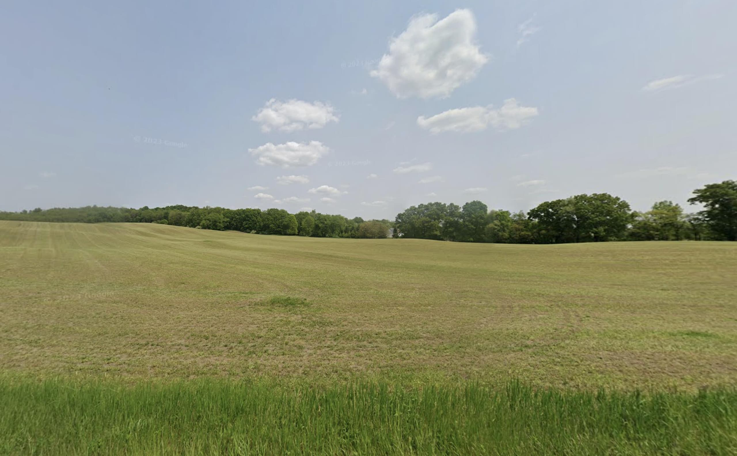 11 V/L Irving, Middleville, MI 49333