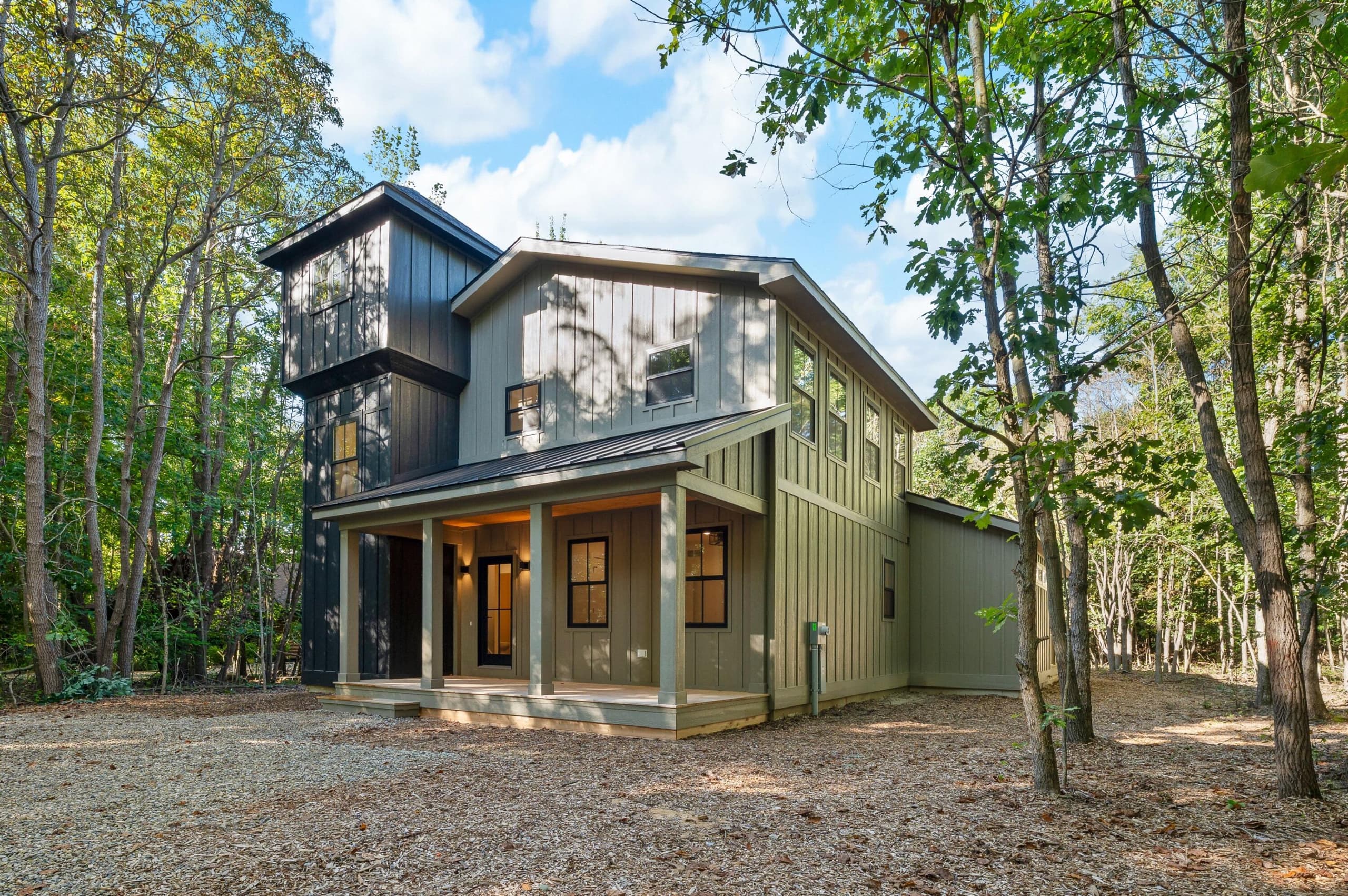 14290 Wildwood Lane, Harbert, MI 49115
