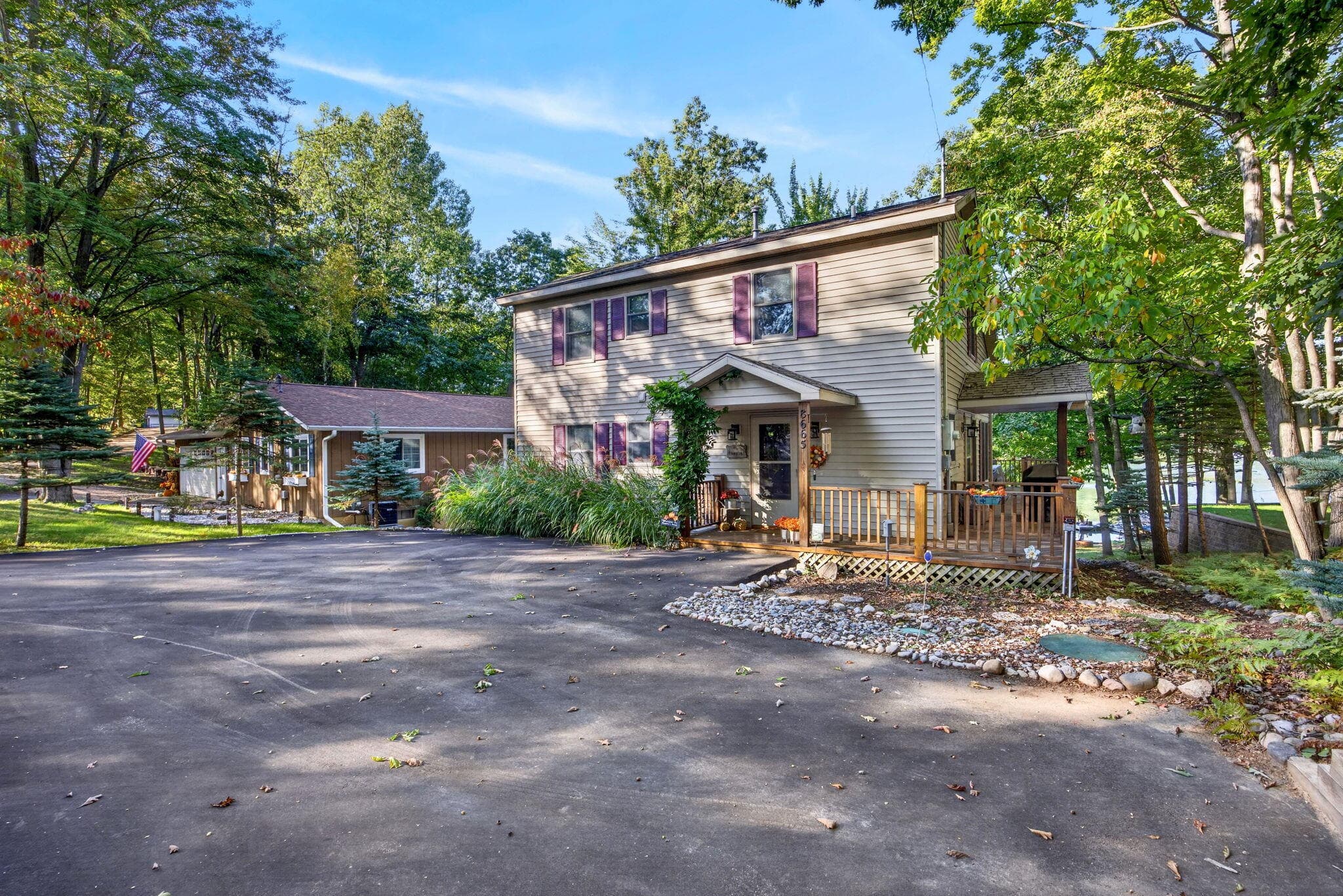 8665 N Island Drive #2, Canadian Lakes, MI 49346