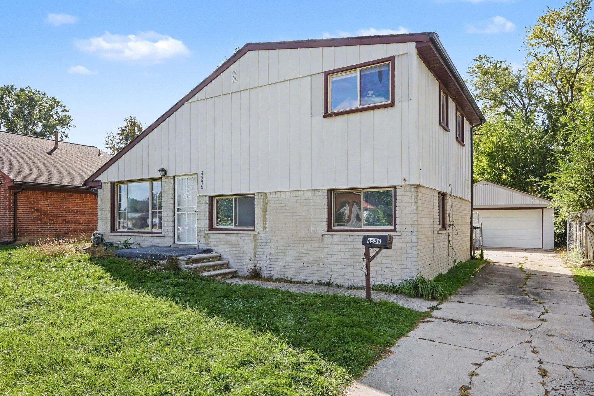 4556 Cleveland Street, Wayne, MI 48184