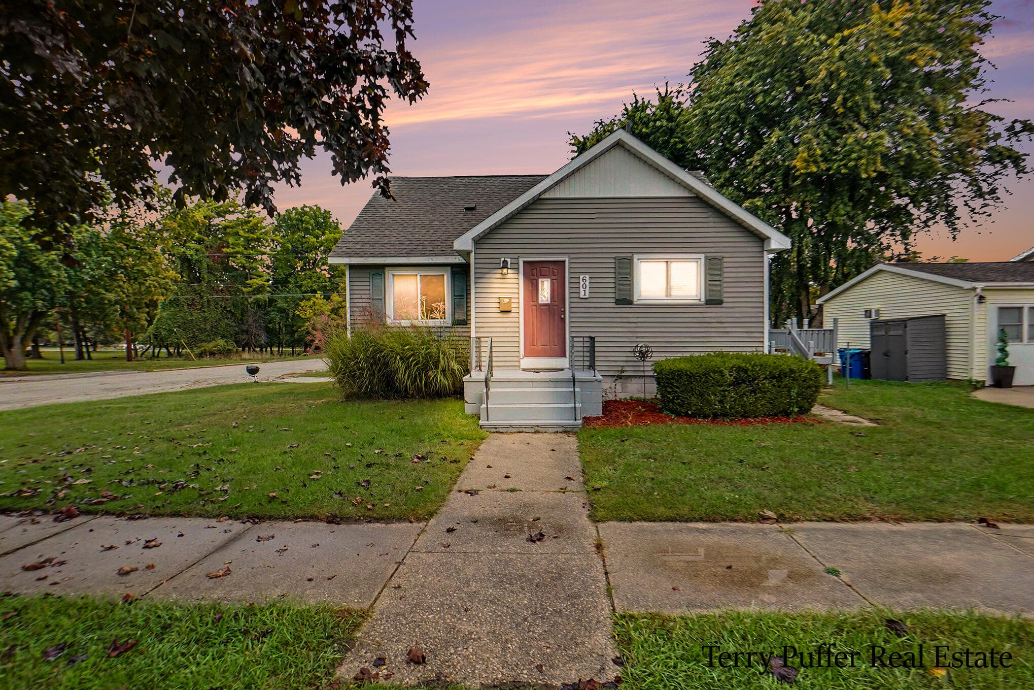 601 W 2nd Street, Ludington, MI 49431