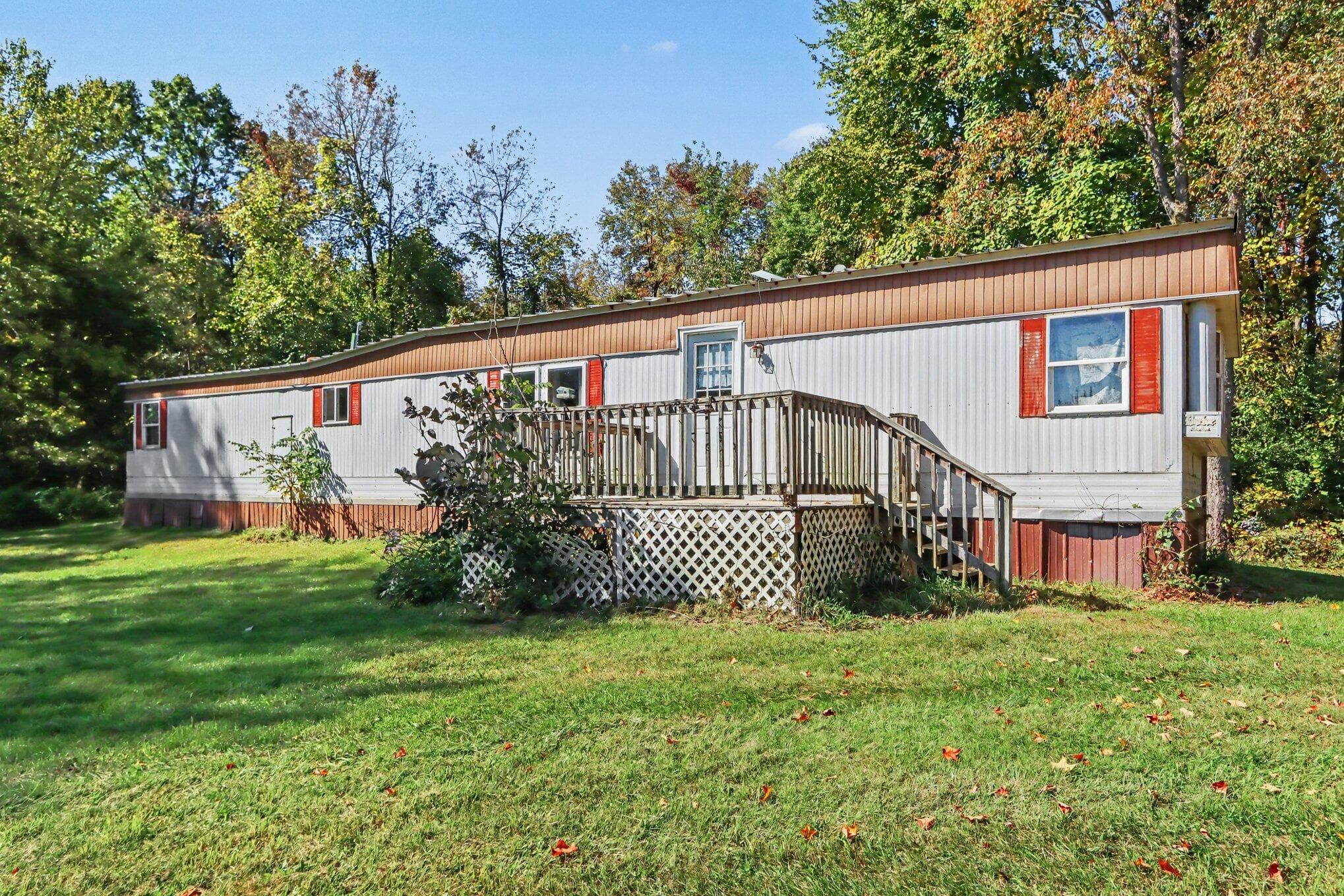 8647 Summit Drive, Delton, MI 49046